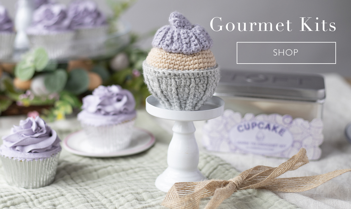 gourmet crochet toft cupcake sweet treat pattern tin gourmet